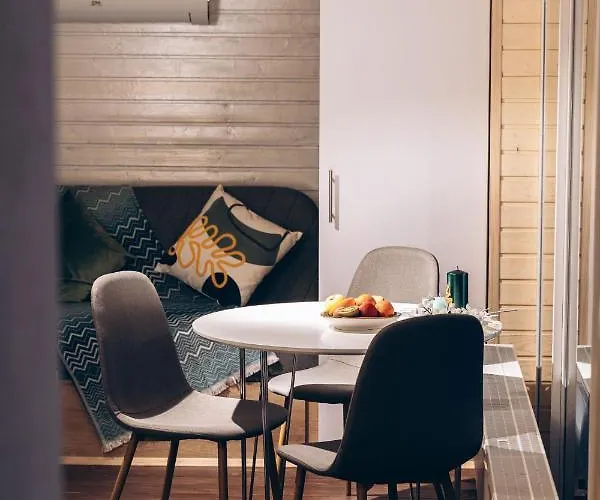 Lodge Space Place *